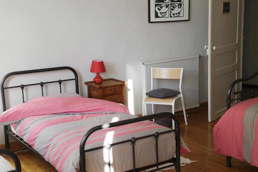 La Bonne Ecole Bed & Breakfast Les Landes-Genusson Room photo